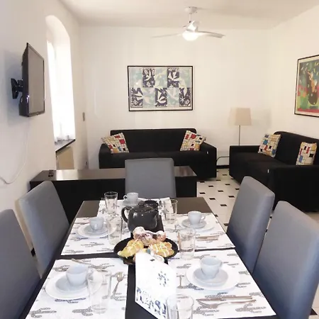 Casa Ninni By Holiday World Apartment Chiavari